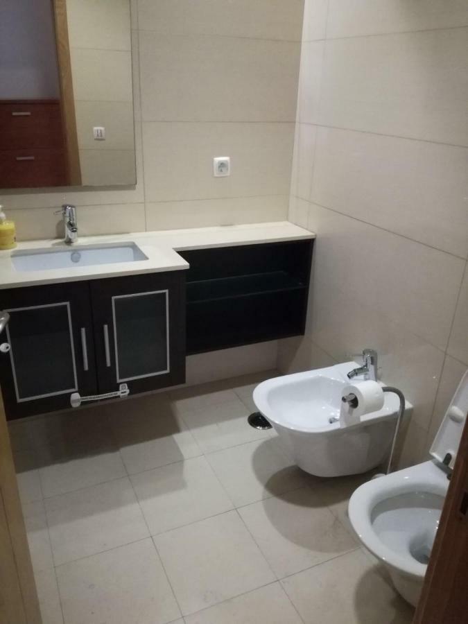 Adalberto Nascimento Luxury Aparta-Hostel At Colinas Do Cruzeiro Odivelas  Exterior foto
